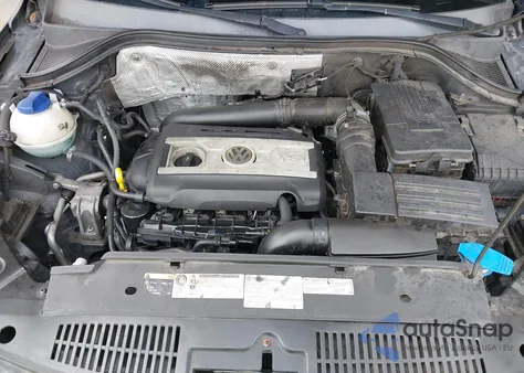 2016 Volkswagen Tiguan S from USA, damaged, VIN WVGAV7AX5GW554163